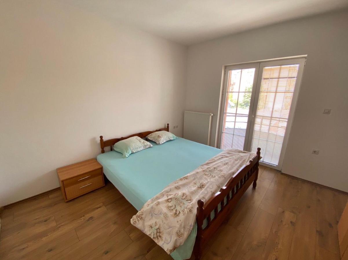 Apartmani Jovana Ягодина Екстер'єр фото